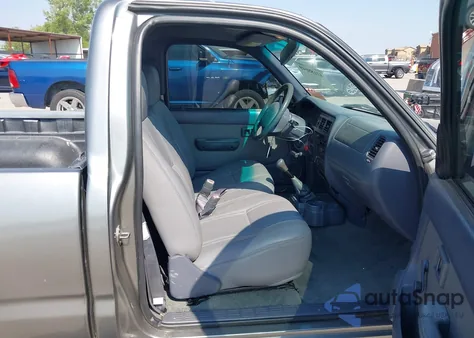 2000 Toyota Tacoma z USA, uszkodzony, nr VIN 4TANL42N1YZ662556